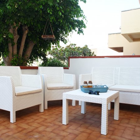 Beachside Rooms & Suites