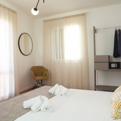 Camera Superior con Balconi