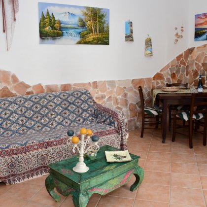 Trilocale al piano terra - civico 99