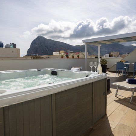 Acquarò Suite Jacuzzi, nel cuore del paese